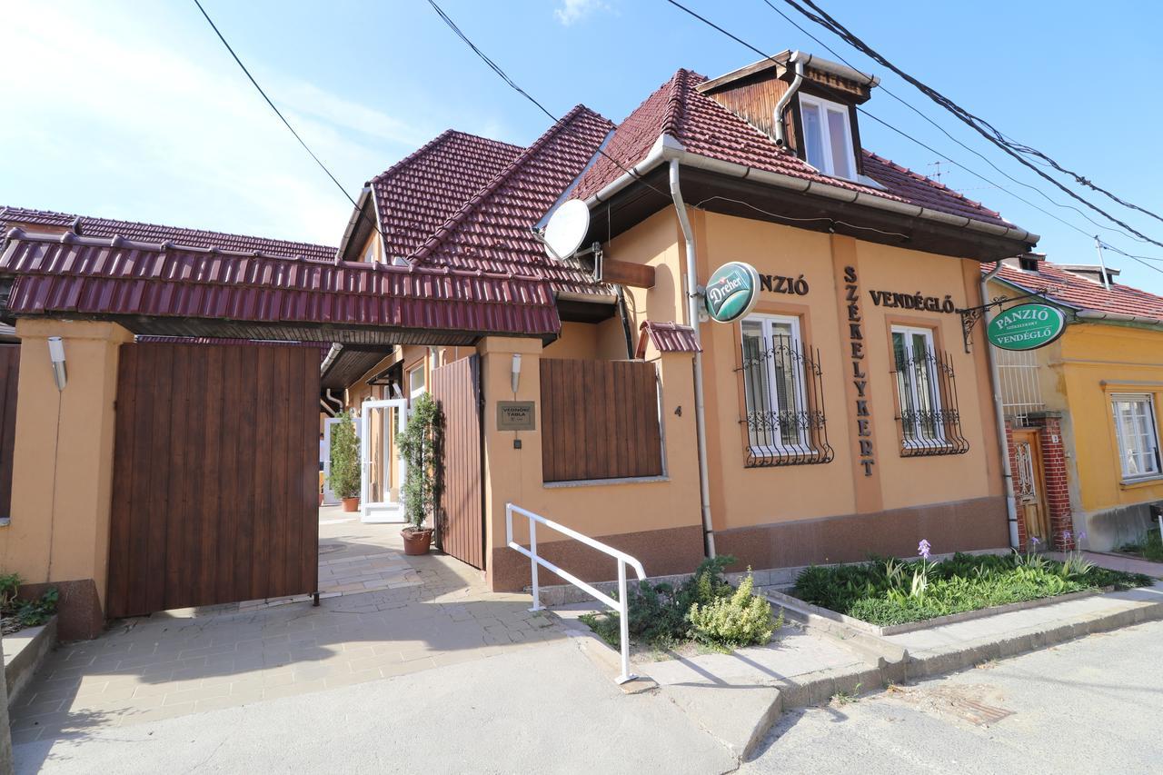 Székelykert Panzió Miskolc Exterior foto